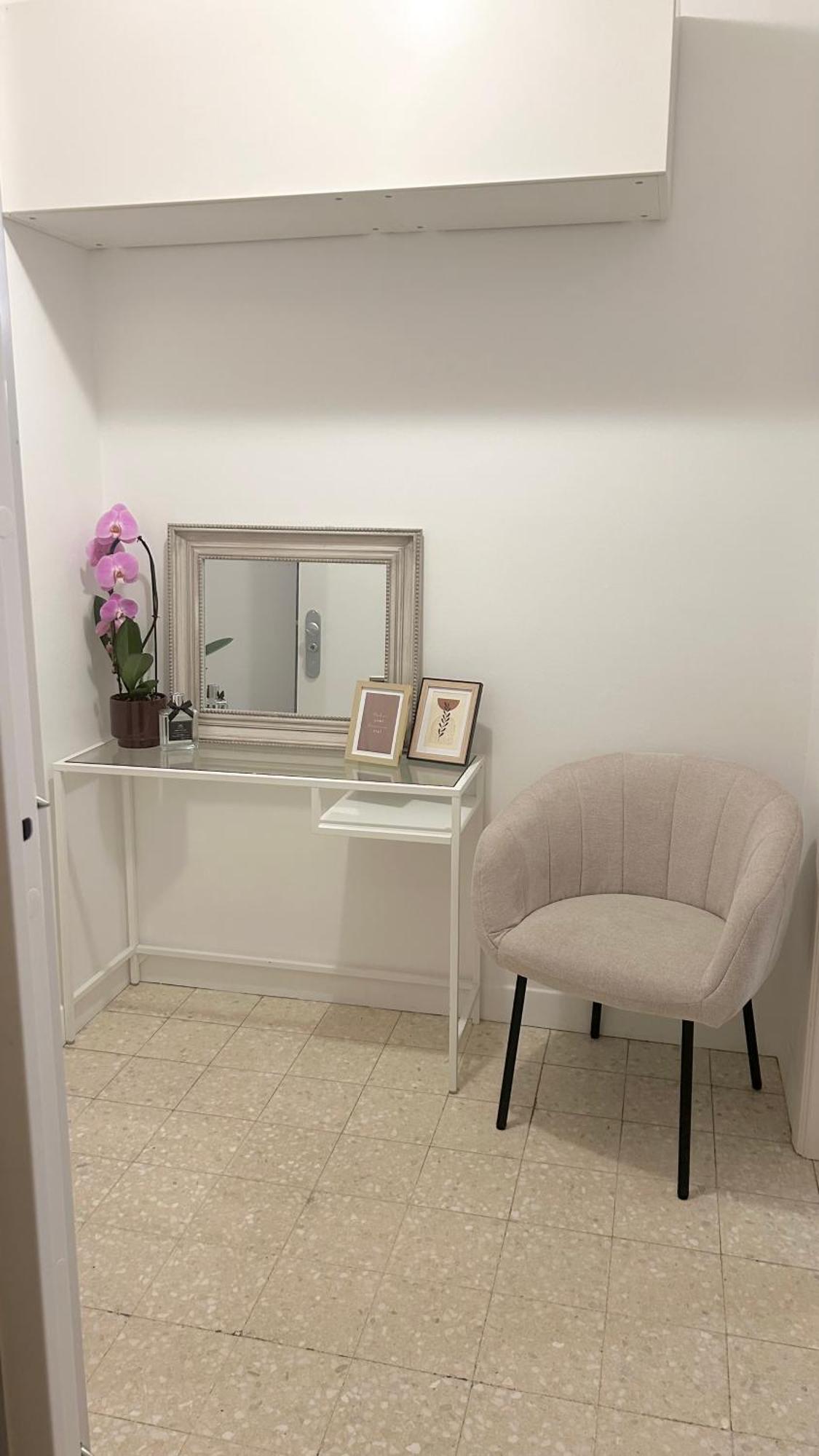 Charming Two Bedroom Flat - Nato - Apartment