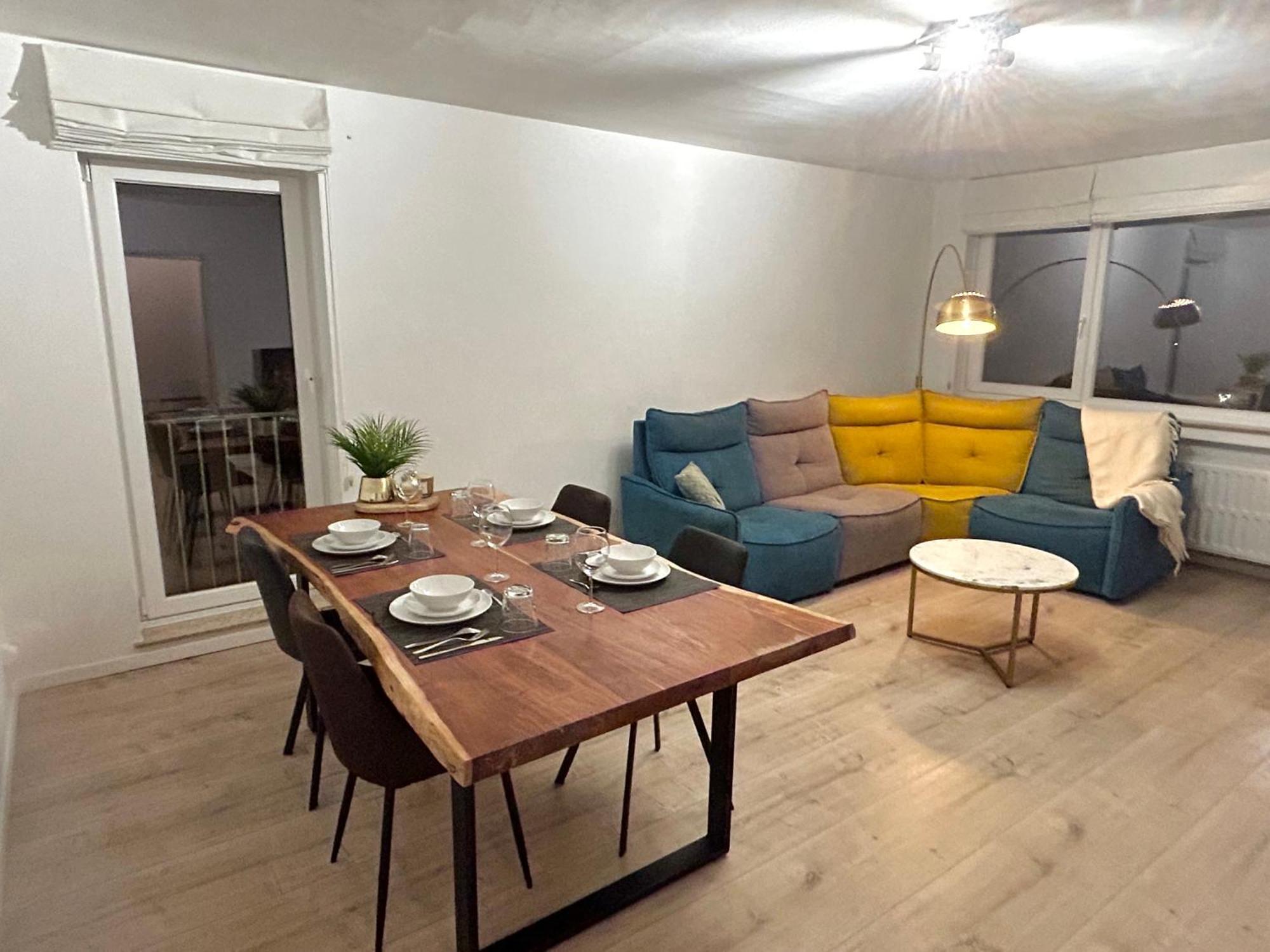 Apartment Charming Two Bedroom Flat - Nato -